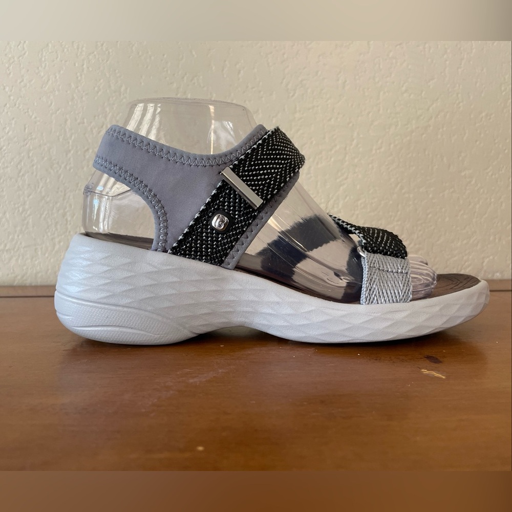 BZees Womens Jive Sandals Mary Jane Wedge Open Toe Sz Black & White Sz 8 - Picture 6 of 11